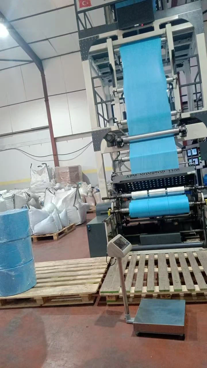 Disposable Tpu Gloves Thickened Plastic Film Catering Takeaway Kitchen Gloves TPU Material For Gloves